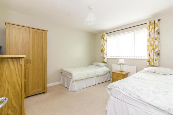 bed3.jpg