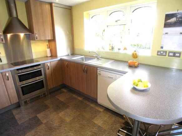 Luxury Kitchen/Break