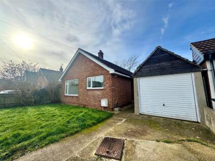 Itchenor Road, Hayling Island, Hampshire, PO11