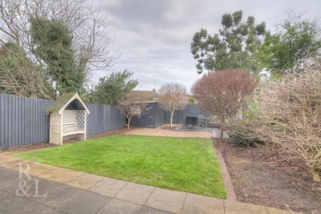 8A Edwald Road (2).jpg