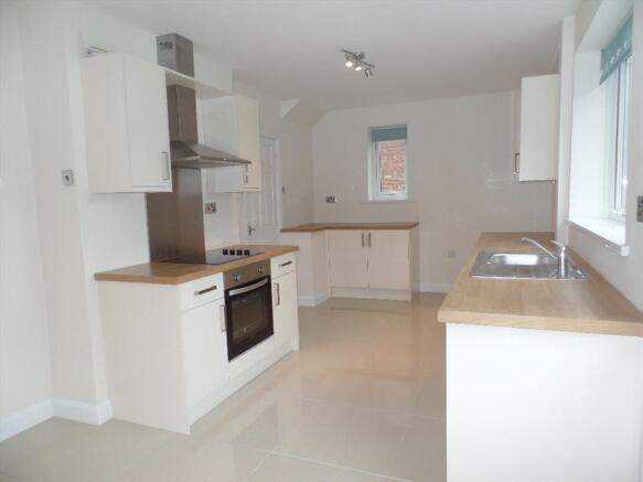ADDITIONAL kitchen photo