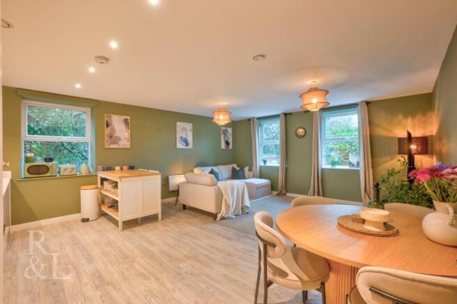 Apartment 4, York House (10).jpg