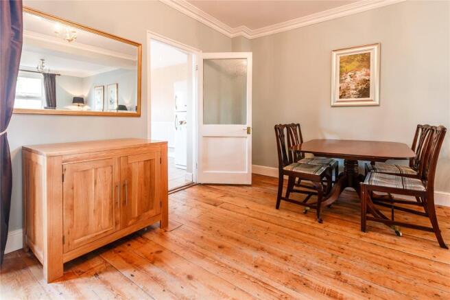 Sitting/Dining Room