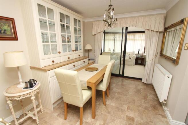 3 bed Detached for sale Image 6
