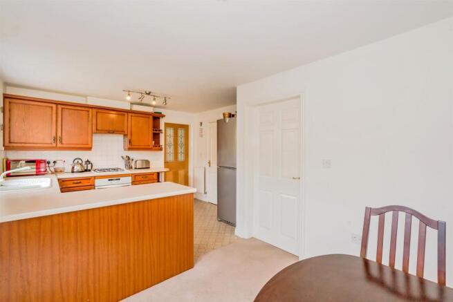 35 Beaumont Way Ws11