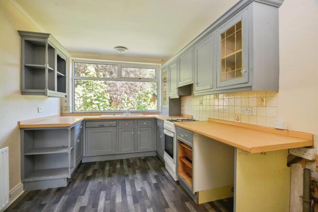 3 bed Semi-Detached for sale Image 5