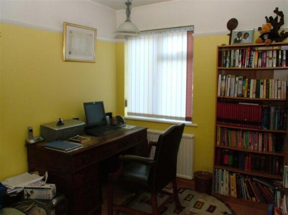 Photo 4