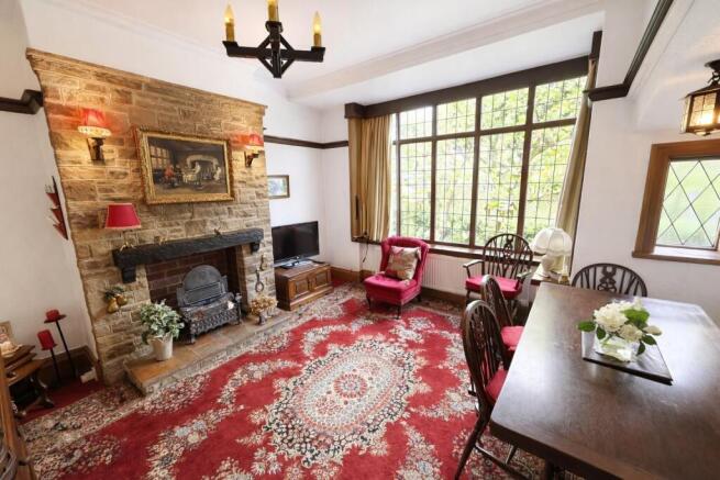 dining room .jpg