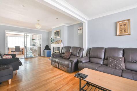 Review Road, Gladstone Park, London, NW2