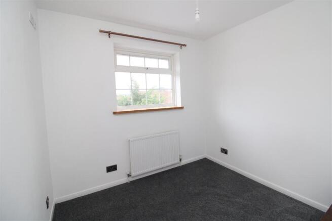 Bedroom 2.JPG