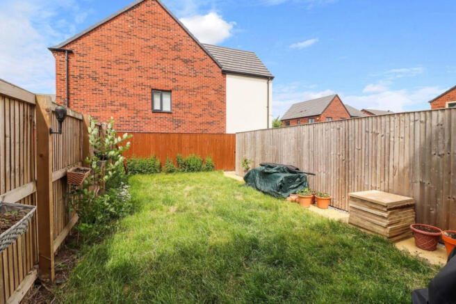 3 bed Terraced for sale Image 6