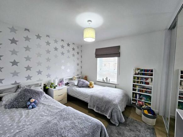4 bed Detached for sale Image 12