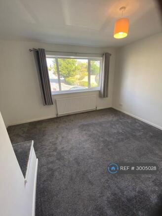 2 bed Terraced to rent Image 9