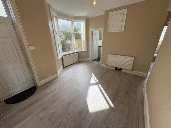 2 bed Semi-Detached for sale Image 5