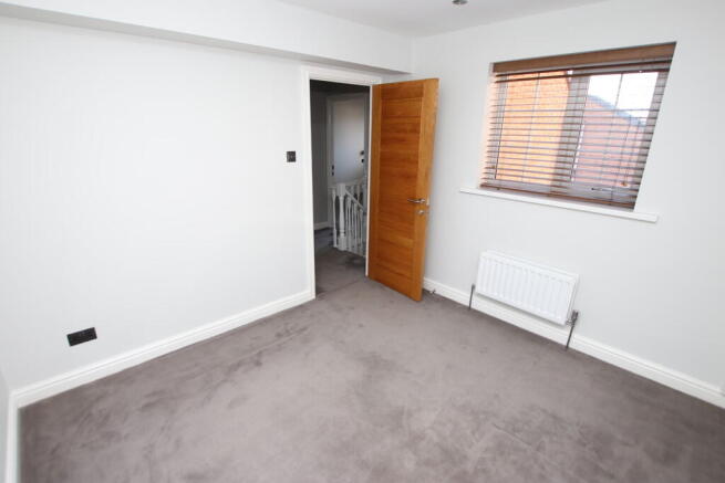 3 bed Link Detached House to rent Image 9