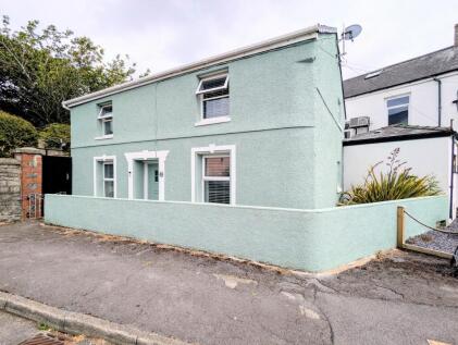 New Street, Kidwelly, Carmarthenshire.