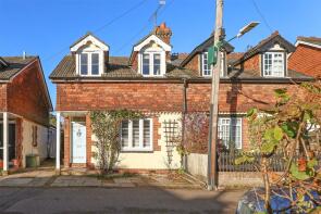 28, South Bank, Westerham TN16 1EN