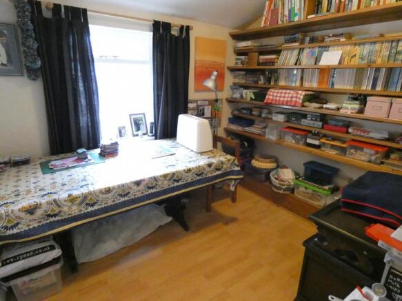 Photo 8