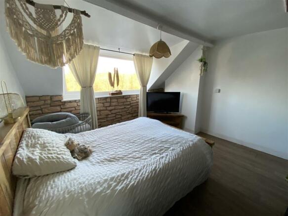 Bedroom no.3 attic