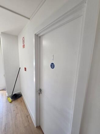 Room 1 of 6
