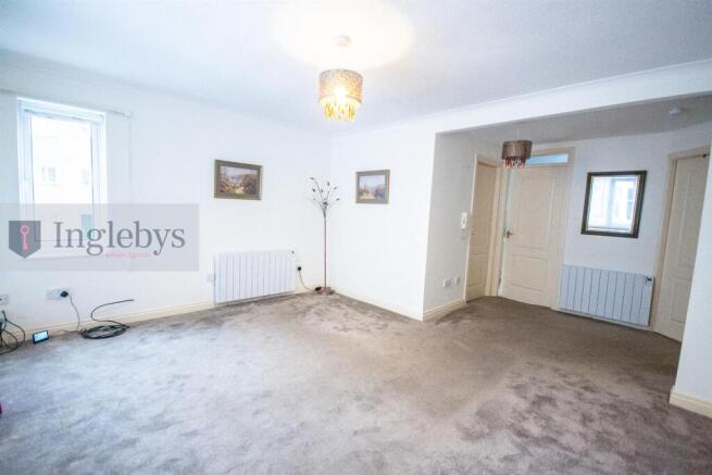1 bed Apartment for sale Image 6