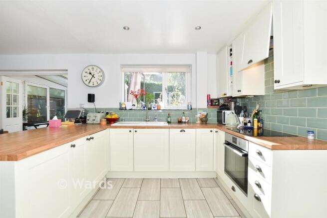 Sherwood Road, Tunbridge Wells, Kent photo 2