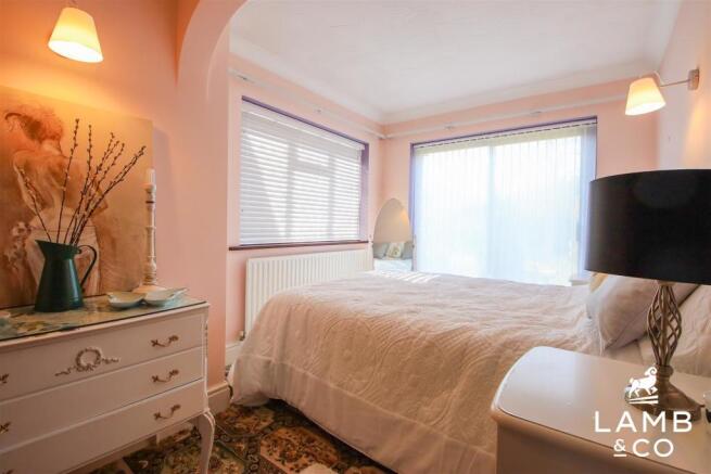 BEDROOM 4/GARDEN ROOM: