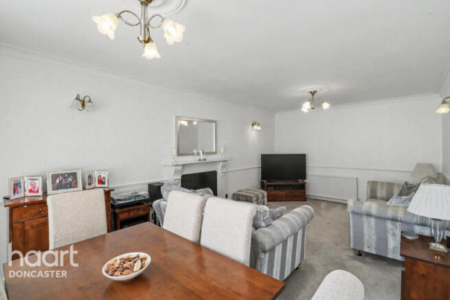 3 bed Detached Bungalow for sale Image 10