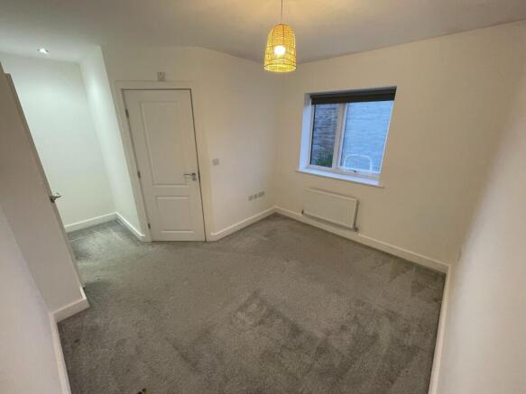 2 bed Semi-Detached for sale Image 8