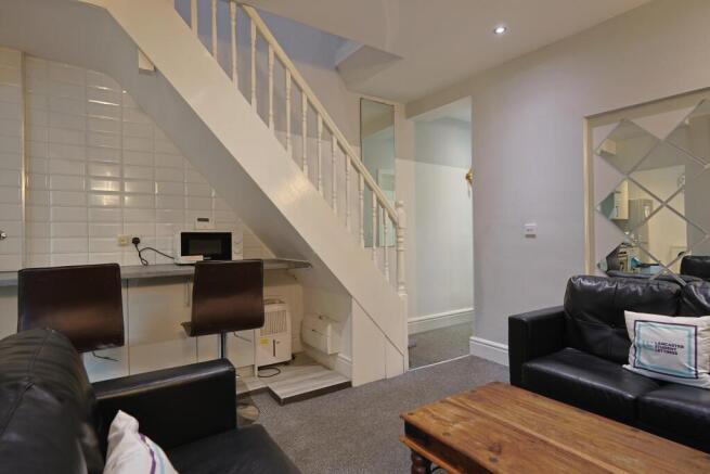 Living room with study desks