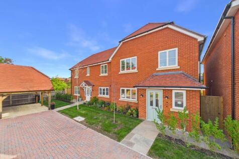 Trussell Road, Warfield, Bracknell, Berkshire, RG42
