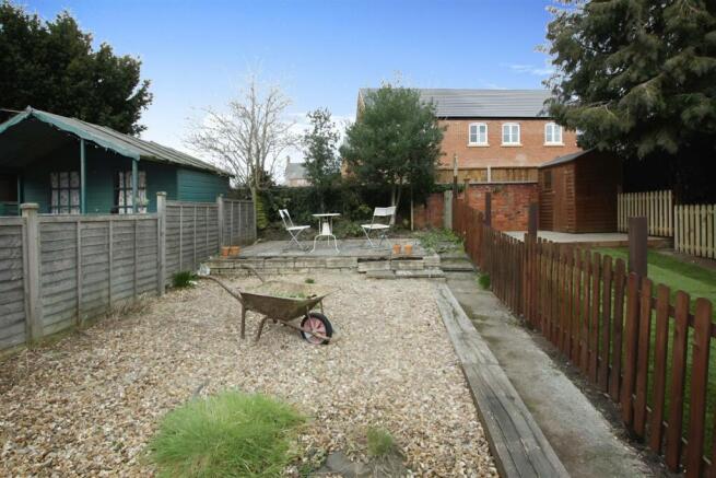 Garden-Nene View-Irthlingborugh-2 bed house to ren