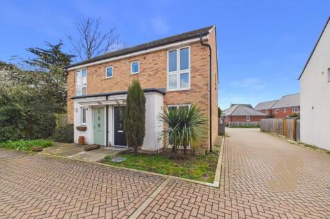 Meerkat Mews, Stanway, CO3