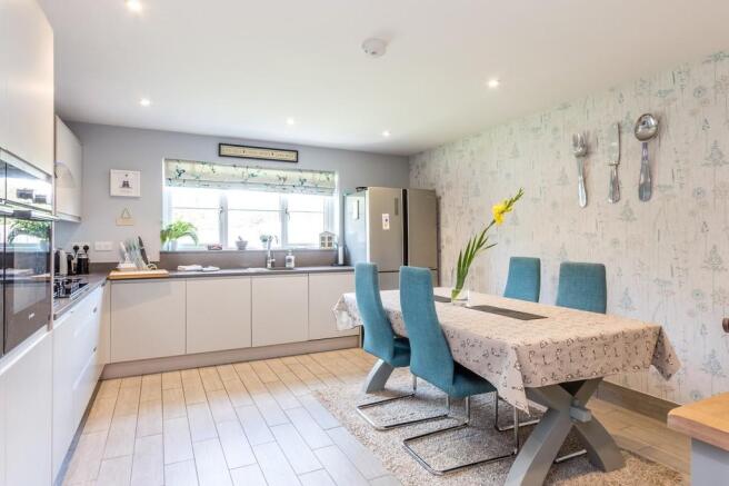 Kitchen/Dining Ro...