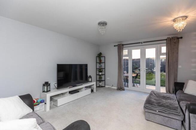 3 bed Semi-Detached for sale Image 4