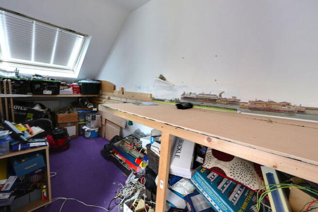 Photo 18