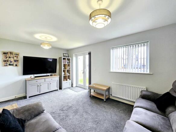 3 bed Semi-Detached for sale Image 7