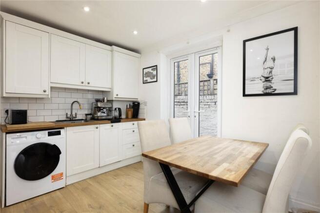Kitchen/Dining
