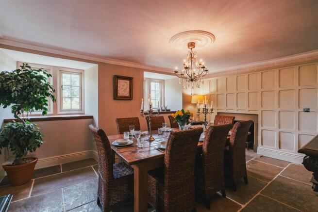 13 bed Detached for sale Image 11