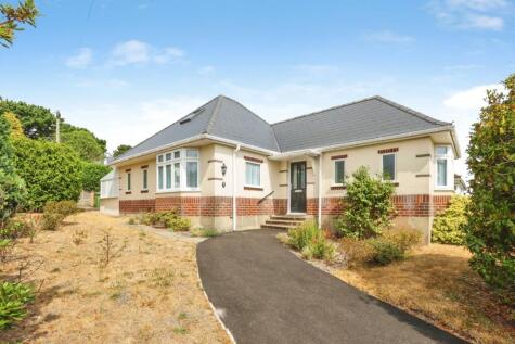 Kent Road, Branksome, Poole, Dorset, BH12