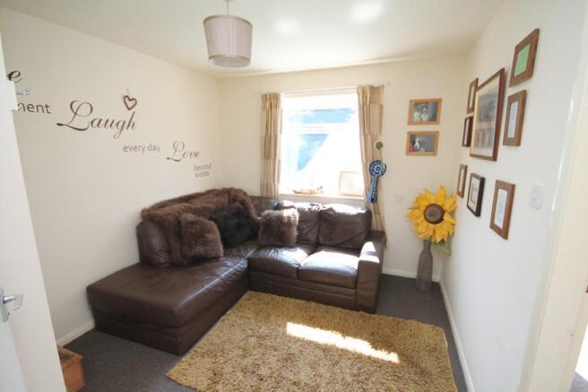 Sitting Room/Bedroom