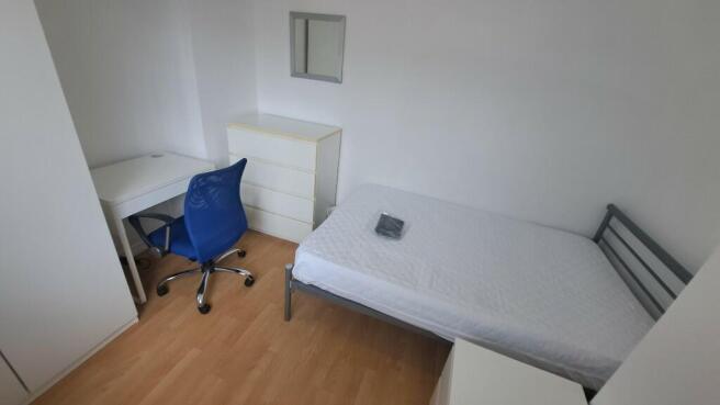 5 bed End of Terrace to rent Image 11