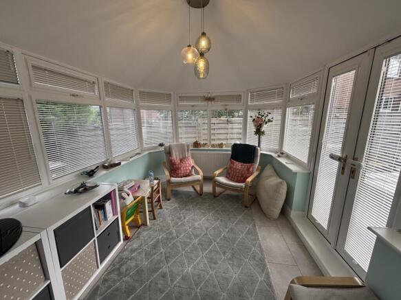 4 bed Detached for sale Image 4