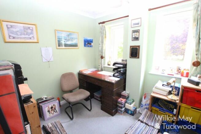 Photo 8