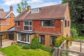 Woodstock, The Avenue, Petersfield GU31 4JQ
