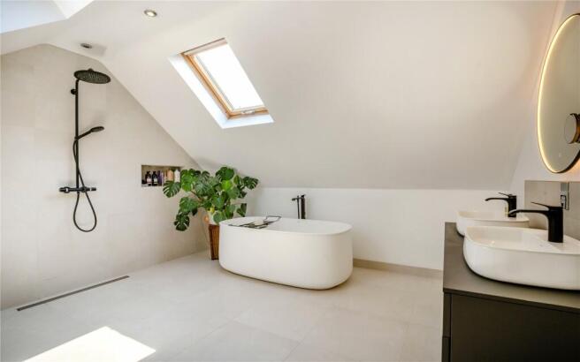 En Suite Bathroom