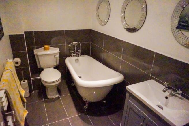 Photo 11