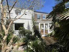 8, Marcwheal Mews, Penzance TR19 6QP