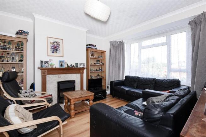 Living Room.jpg
