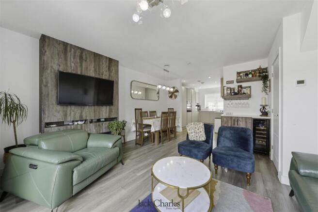 159b Pembury Road-7.jpg